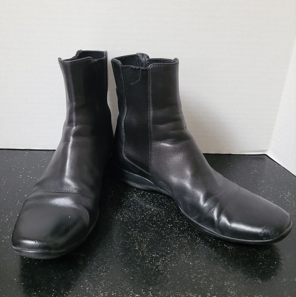 Prada Black Chelsea Style Boots - Picture 1 of 14
